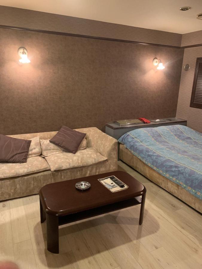 City Hotel Dolphin Tōkyō Extérieur photo